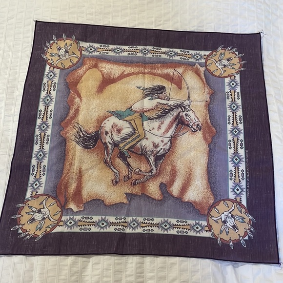 Stunning aboriginal scarf NEW! - Picture 3 of 3